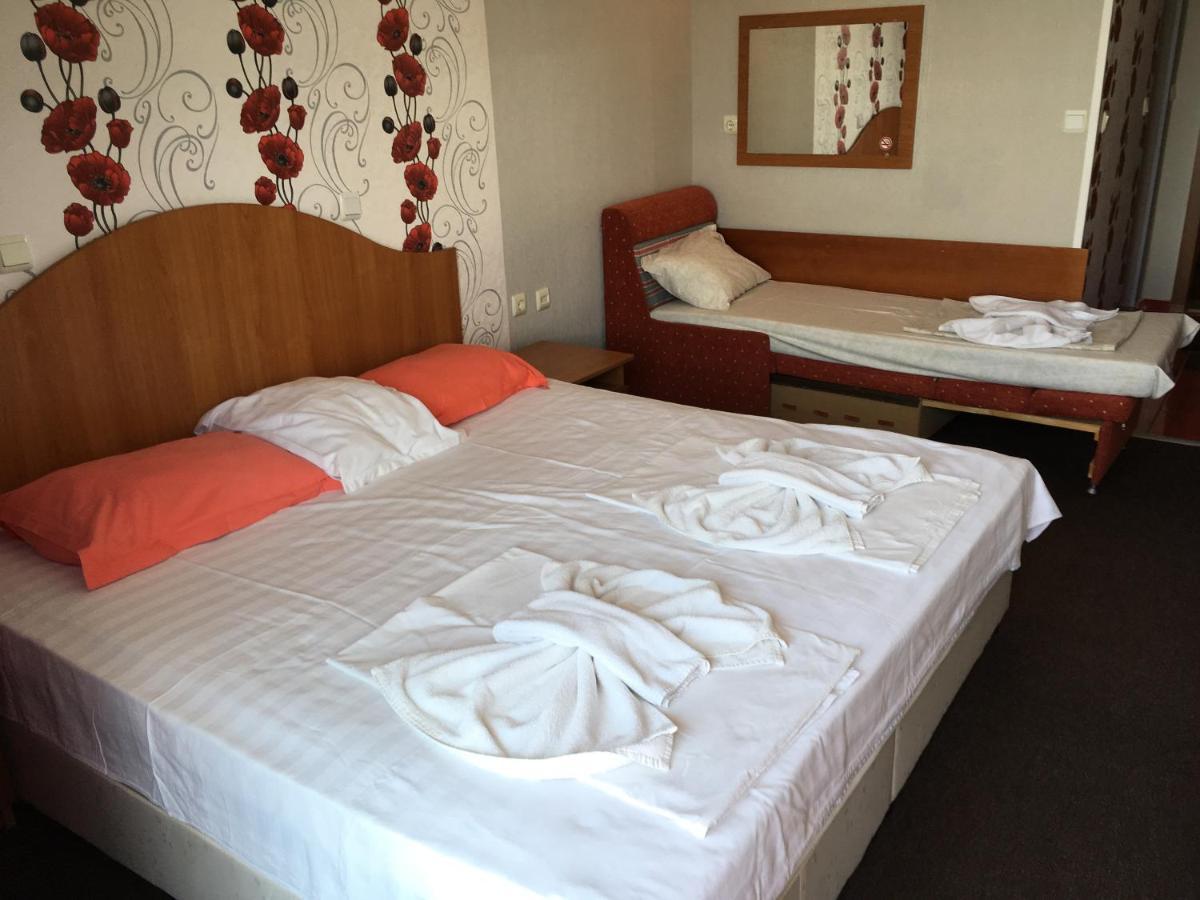 Family Hotel Deykin Сонячний Берег Екстер'єр фото