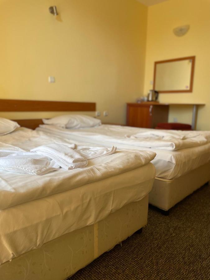 Family Hotel Deykin Сонячний Берег Екстер'єр фото