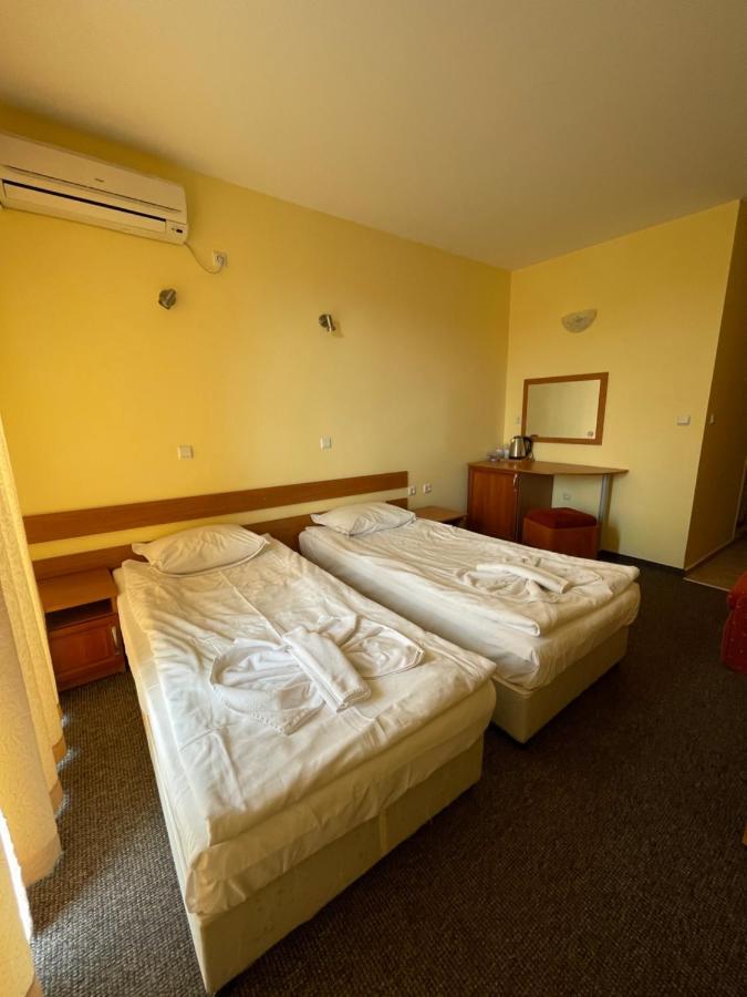 Family Hotel Deykin Сонячний Берег Екстер'єр фото